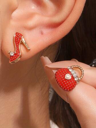 1 件时尚 OL 百搭水晶不对称耳环，可爱跨界设计