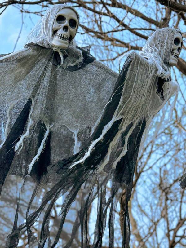 Fantasma pendurado de Halloween, fantasma esqueleto, decoração de festa para casa mal-assombrada, fantasmas pendurados para áreas internas/externas, caveira para árvores, decorações de Halloween para áreas externas - Ceifadores pendurados, esqueletos voadores, fantasmas para varanda, quintal, jardim, árvore, decoração interna de escritório