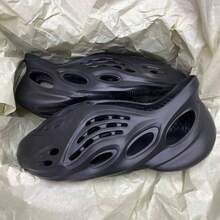 Men Women Clogs Foam Runners Hollow Sandals Foam Runner Shoes Slip-On Walking Platform Lightweight Cloud Slides Non-Slip Soft Runner Sandals Breathable Arch Support Sandals Breathable Non-Slip Beach Shoes Casual Fashion Sports Sandals One Pair - 黑色 - 查看 6