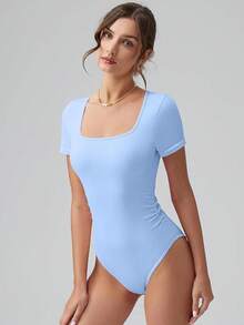 Bodis de mujer OQQ con mangas cortas y cuello cuadrado, con plisados, elásticos, para usar en casa o de viaje - Azul caramelo - Ver 4