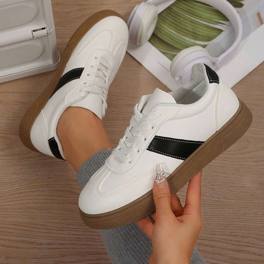 Women Sneakers Velvet Patchwork Thick Sole Lightweight Casual Comfort - 黑與白 - 查看 1