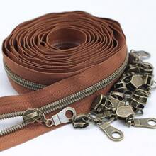 MebuZip #5 Cremalleras de nailon metálico de latón envejecido de The Yard Bulk Coil con cierre enrollable de 10 yardas con 25 tiradores para manualidades de costura de bricolaje café - Latónantiguocafé - Ver 2