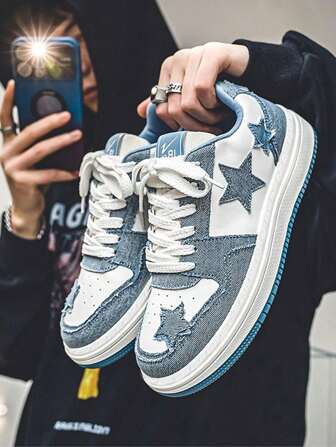 New Casual Shoes Thick Sole Breathable Canvas Sneakers Retro Low-Top Shoes Star Pattern Skateboard Shoes Men Versatile Outdoor Sports Shoes