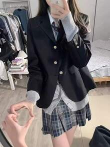 Nueva ropa de mujer para primavera-otoño | Blazer negro de uniforme JK original, chaqueta de traje formal con solapa de estilo universitario para damas. Presenta un diseño de 3 botones con insignias exquisitas, emanando un "aura de del campus". Con un diseño de hombros regular, es versátil tanto para estilos dulces como agresivos, adecuado para el campus, ir y venir, salidas, sesiones de fotos y citas. También puede servir como ropa de calle o de festival. (Las insignias se distribuyen al azar.)