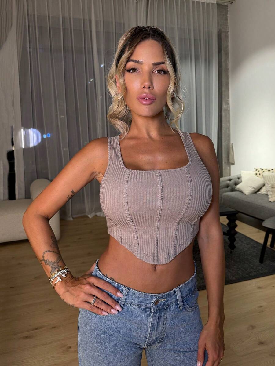 Manon Tanti Summer Solid Asymmetrical Hem Crop Tank Top - Khaki - View 1