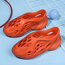 Men Women Clogs Foam Runners Hollow Sandals Foam Runner Shoes Slip-On Walking Platform Lightweight Cloud Slides Non-Slip Soft Runner Sandals Breathable Arch Support Sandals Breathable Non-Slip Beach Shoes Casual Fashion Sports Sandals One Pair - 亮橙色 - 查看 3