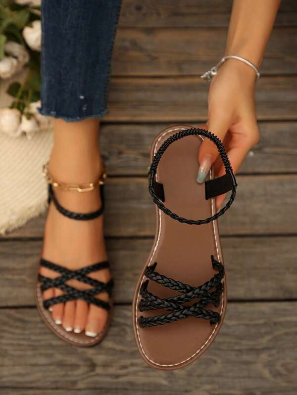 Neue sommerliche lässige Mode Gestreifter Kreuz-Quer Gewebter Einfarbiger Offene Zehenpartie Flache Slipper Sandalen für Frauen