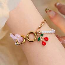 1 pieza Nuevo brazalete asimétrico de piedra natural, brazalete de cadena de cereza y vidrio para mujeres