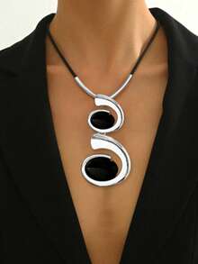 Y 形女式项链，复古创意个性化银色混合尺寸逗号蜗牛亚克力镶嵌椭圆形吊坠配黑色绳索颈链