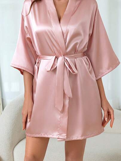 1pc Women's Solid Color Elegant Tie Robe, Sexy Short Satin Silk Soft Sleepwear, Suitable For Brides, Bridesmaids, Home Wear, Short Dress For Wedding Season, Letter Print Robe, Kimono And Pajamas, Bridal Party Prep Wear, Wedding Ceremony And Reception Accessories, Women's Spring/Summer Wedding Sleepwear, Embroidered Robe For Bachelorette Party, Wedding Party Supplies, Outdoor Wedding, Holiday Party Supplies, Back To School Season