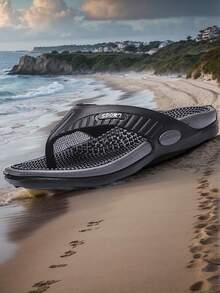 1 Pair Men's Lightweight Fashion Comfortable Breathable Massage Clogs Hollowed Indoor Out Anti Slip Garden Shoes Men Mesh Summer Sandals For Men's Casual Outdoors Non-Slip Thick Sole Beach Flip Flops Men Slippers Slides - Black - View 2