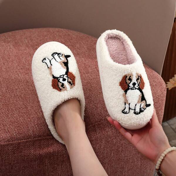 1 par de pantuflas suaves con fondo de interior con bordado de perro beagle de dibujos animados, cómodas zapatillas de casa para hombres y mujeres, adecuadas para el hogar, vacaciones, otoño/invierno, con perro mascota blanco
