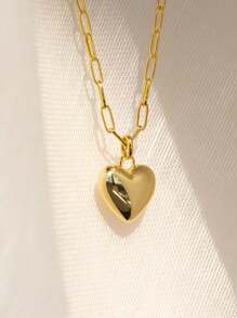 Fashionable And High-End Sterling Silver Love Pendant Necklace Simple Paper Clip Chain