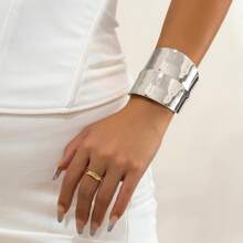 1 pieza Brazalete abierto de acero inoxidable bañado en platino 18K de diseño cóncavo-convexo, adecuado para fiesta, cita, uso en la oficina