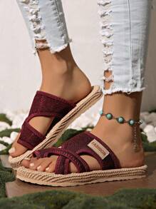 1 Pair New Fashion Teenage Slippers, With Woven Soles And Mesh Uppers, Balancing Breathability And Comfort, Stylish To Wear Outdoor And For Beach