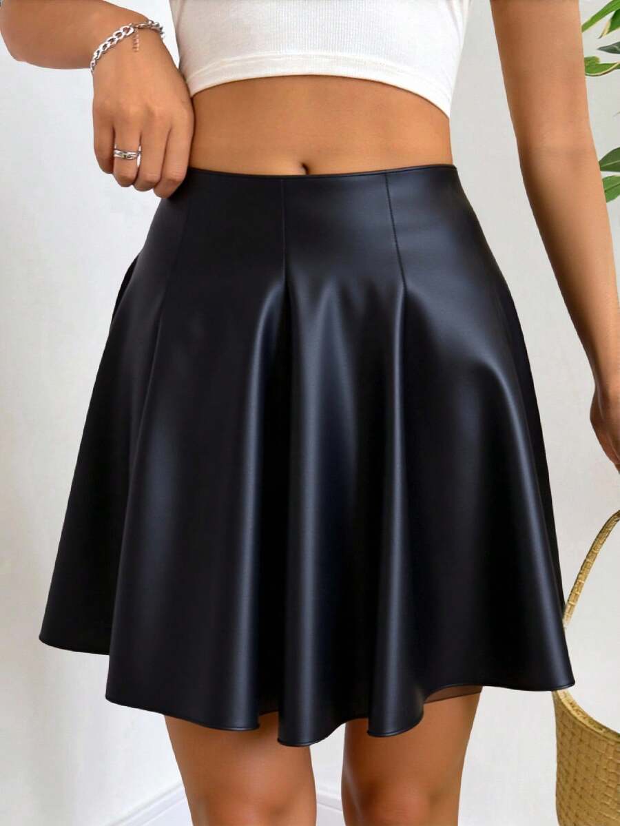 Falda Negra Corta Brillante Mini Circular Vinipiel Cintura Alta Casual Elegante Outfit Mujer Sexy Versátil Liso Ajuste Cómoda Style Look Fashion Skirt Leather Black Chic Moderna Juvenil Moda - Negro - Ver 1