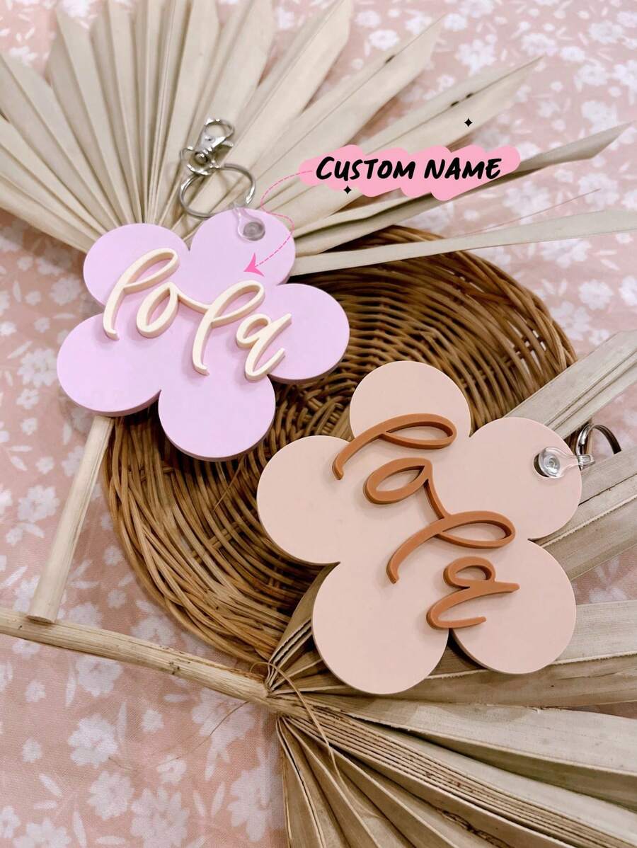 Custom Keychain, Retro Daisy Tag, Backpack Tag, Initial Keychain, Bag Tag Personalized, Gift Bag Tags, Back To School, 3D Acrylic Tag