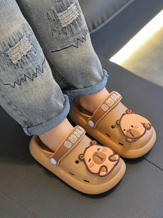 A Pair Of Cute Cartoon Capybara Children's Summer Slippers For Indoor And Outdoor Leisure, Comfortable, Non Slip, Soft Bottom Home Slippers