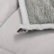 Manta con peso, tamaño Queen 20 libras, manta de enfriamiento para adultos que duermen con calor, manta de cama suave universal para todas las estaciones, 60''x80'', 20 LBS, gris - Gris - Ver 2