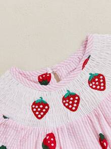 Baby Girl Smocked Dress Sleeveless Round Neck Strawberry Print Loose Dress Toddler Casual Dress - Hồng - Xem 4