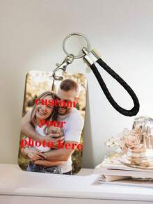 1 件定制双面身份证夹，带挂绳 - 塑料徽章夹 - 耐用、防水、坚固的 ABS 材质 - 适合情侣、护士、教师、学生、办公室、医务人员、母亲节、万圣节、圣诞节、复活节 - 理想的节日礼物