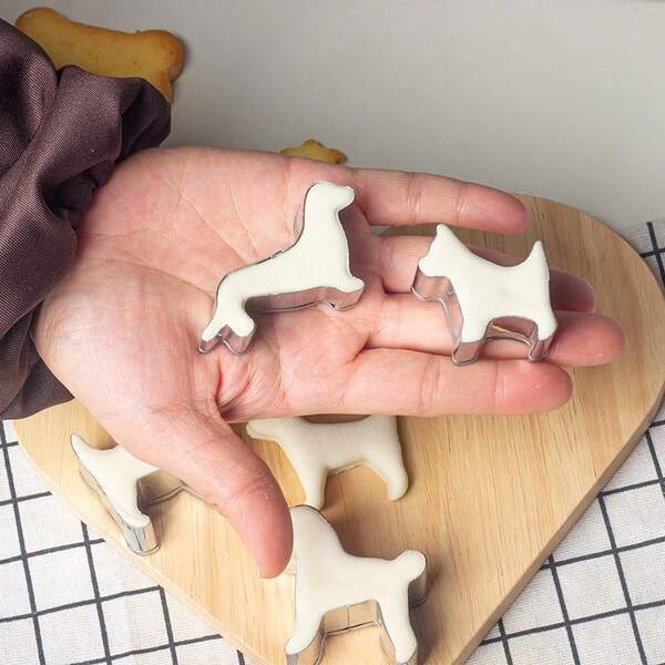 5pcs Mini Dog Shaped Cookie Cutter Set, Stainless Steel Assorted Shapes Baking Molds, Suitable For Kitchen Baking Cookies, Gummies, Cake Decorating