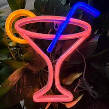 1 Stück Neon Cocktailglas dekoratives Licht, batterie- oder USB-betrieben, 23 x 21,5 cm, LED Dekoleuchte für Schlafzimmer, Wohnzimmer, Bar, Camping, Heiratsantrag, Geburtstag, Weihnachten, Muttertag, Halloween, Valentinstag & andere Anlässe