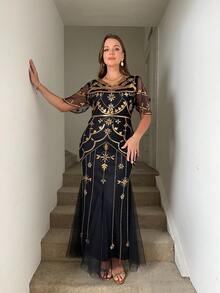 JINLICX Vintage Sequin Plus Size Dress, Fitted Short Sleeve Formal Gown, Party Dress - Black Gold - View 1
