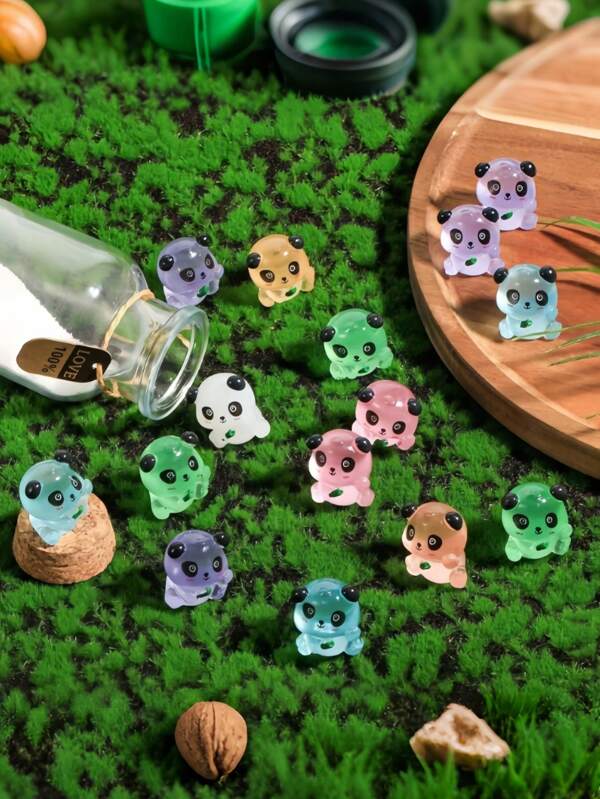 5/7/10Pcs Luminous Mini Resin Pandas,Glow In The Dark Mini Pandas Figurines Miniature Pandas Tiny Resin Pandas Mini Animals Figures For Garden Home DIY Crafts Decoration