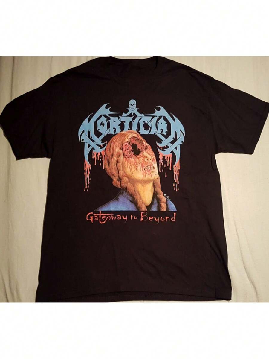 Mortician Band "Gateway To Beyond" Gothic Graphic Print Short Sleeve T-Shirt -Cotton Unisex Round Neck Tee For Women, Casual All-Season Wear, Machine Washable, Vintage T Shirts, Leisure Clothing, Bohemian Style Shirt, Comfortable Fit Shirt - 黑色 - 查看 1