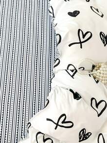 Bộ 4 món (1 vỏ chăn + 1 ga giường + 2 vỏ gối) phong cách Bohemian họa tiết trái tim đảo ngược, phù hợp cho giường tầng ký túc xá sinh viên, dùng cho mọi mùa, chất liệu nỉ mềm, có thể dùng ngủ trần, bộ ga gối 4 món - Cảm xúc của Lola - Xem 9