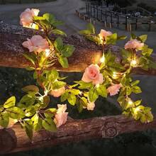 1 pieza 2M/20 LED Guirnalda de rosas rosas artificiales alimentada por batería (no incluida) con luces de cadena de flores de tela y hojas verdes realistas, perfecto para decoración del hogar, Navidad, Año Nuevo, Día de San Valentín y celebraciones de temporada