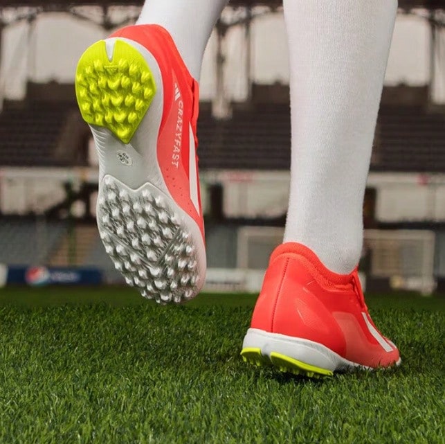 Adidas 足球鞋男 X CRAZYFAST LEAGUE TF碎釘低筒運動鞋 - 紅色 - 查看 1