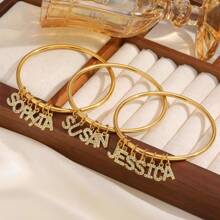 1 Stück elegante personalisierte Namensarmbänder für Frauen und Mädchen, kundenspezifische Armreifen mit Zirkonia-Initialen, für den täglichen Gebrauch, klassisches und bedeutungsvolles Muttertags-, Valentinstags-, Weihnachts- oder Jahrestags-Geschenk