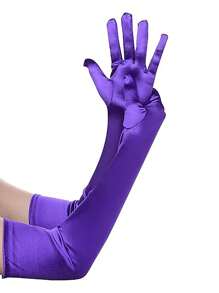 Un par de guantes largos de ópera, elaborados en satén y que se remontan a la década de 1920, sirven como accesorios elegantes para eventos de disfraces, vestimenta formal de noche y fiestas temáticas, incluidos los encuentros de juego de roles y las celebraciones de bodas. Halloween