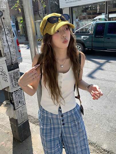 2025年夏季新款女童露背背心，U领无袖吊带背心百搭短款上衣