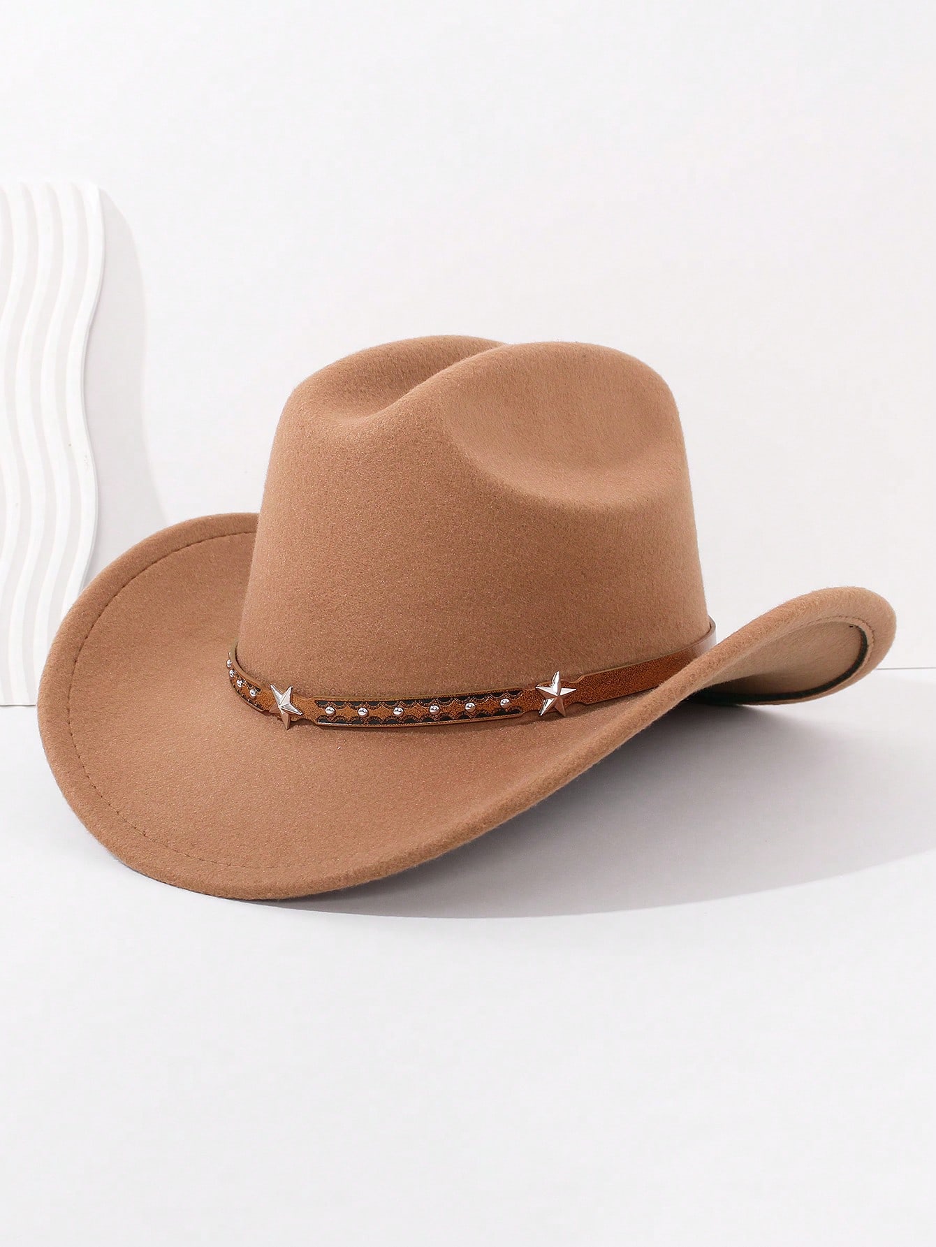 Felt cowboy hat