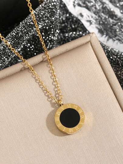 1pc Vintage Style Roman Numeral Black Dial Titanium Steel Pendant Necklace, Clavicle Chain Accessory, Suitable For Daily Wear And Gift Occasions, All Season Accessory