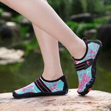 Shoes Barefoot Aqua Socks Outdoor Indoor Quick Dry Sandals Lightweight Slip On Walking Sneakers Beach Pool Swim (Little/Big) - 粉色 - 查看 9