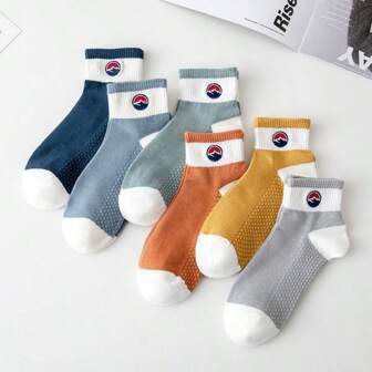 2 Pairs Athletic Crew Socks For Men, Breathable Moisture-Wicking Design, Massage Bottom Thin Suitable For Basketball And Sports, Summer