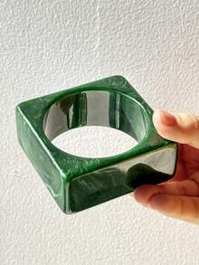 复古绿色和米色扎染不对称宽树脂手镯，水滴几何方形时尚新款手链