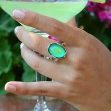 1 pieza Anillo de estado de ánimo con piedra termocrómica ovalada, Anillo de cambio de color multicolor adecuado para que las mujeres lo combinen con atuendos diarios, fiestas, regalo de festival