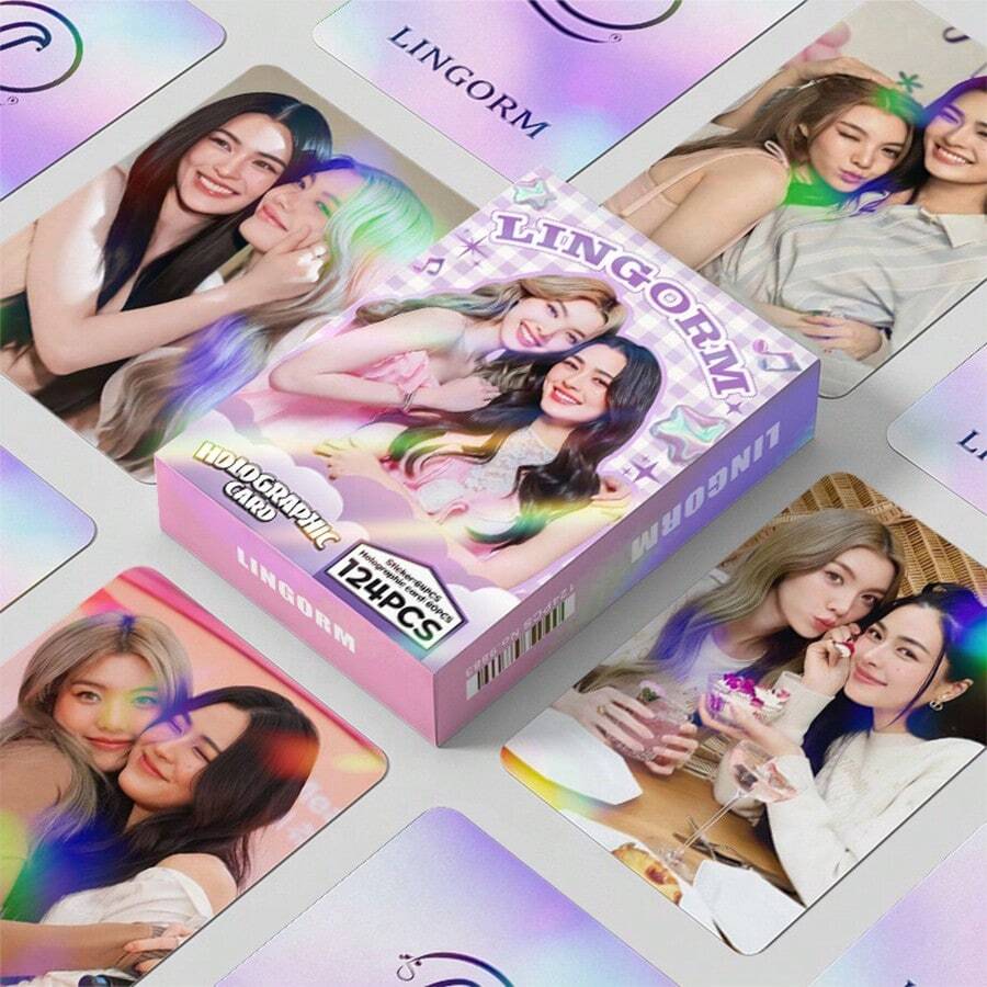 124张LINGORM Lomo卡双面高清照片卡应援周边卡片收藏卡情人节礼物小礼物人气团体应援卡,收藏小卡,新人收藏贺卡,卡片展示收藏,流行音乐周边,盒装摆饰小卡,Kpop,校园用品,Back To School - 單件 - 查看 1