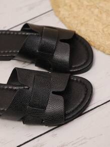 1 Par de Sandálias Planas Brancas para Crianças Pequenas/Meninas Pequenas, Plus Size, Sandálias Romanas de Estilo Luxuoso e Fofo com Tira de PU Lisa e Bico Redondo, Adequada para Uso Diário Casual, Festa e Viagem de Meninas de 3 a 15 Anos, Primavera/Verão 2025, Recomenda-se Encomendar um Tamanho Acima