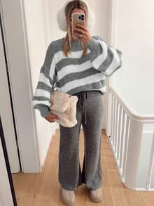 Colorblock Striped Long Sleeve Crew Neck Knit Sweater, Autumn/Winter - Light Grey - View 3