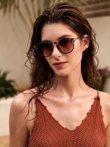 Tropiscape 1pair Leopard Frame Fashion Glasses For Outdoor Boho Shades Beach Accessories Beach Accessories For Women Glasses Shades Basics Fall Winter Women Outfits Clothes Business Casual Gifts Leopard Color Blocking Boho Vacay Vacay Vibes Vacay Vibes Vacation Relax Beach Autumn Christmas Christmas Winter Christmas Gifts