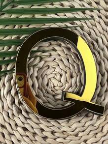 1 Piece 3D Acrylic Mirror Letter Art Wall Sticker - Light And Shadow Intertwined Space Aesthetic Symbol, Gold/Silver/Black/Rose Gold Oversized Letters Self-Adhesive Home Decorative Letter Logo Art Sticker, Artistic 3D Thickened Acrylic Mirror Letters Wall Sticker (3.93/5.9/7.87/11.81 Inches)
