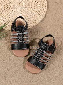 Un par de sandalias planas de moda para niños, nuevas sandalias de playa para niños 2025, sandalias de estilo bohemio, sandalias brillantes con diamantes y coloridas, adecuadas para vacaciones al aire libre, piscina, fiestas y uso escolar