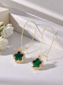 1 Paar elegante schwarze und weiße Pentalobe Blumen Ohrstecker aus Metall, tägliches Lässig Accessoire für Frauen, Valentinstagsgeschenk, modischer Schmuck für die Hochzeitssaison, Mutter, Muttertag, Geschenk