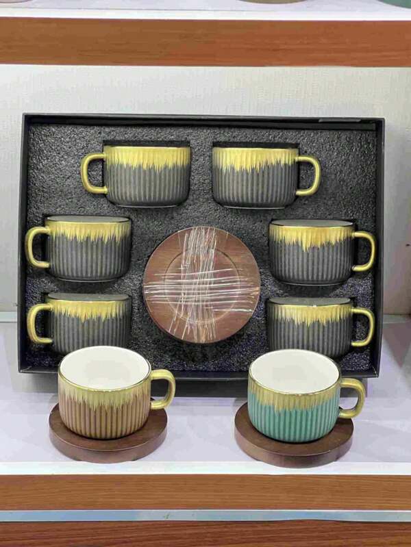 Ensemble tasse à café en céramique grande capacité avec soucoupe – Tasse à thé/café au lait en céramique 220 ml/7,4 oz, cadeau de fête, tasse à café dorée, convient pour le travail, le quotidien, la maison, les fêtes, multi-styles